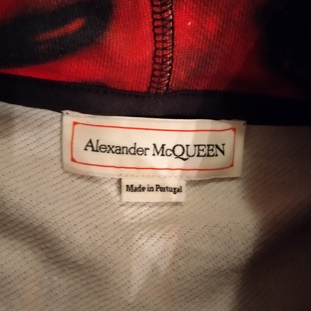 Alexander McQueen Unisex Limited Edition Rose Hoodie - Picture 9 of 13